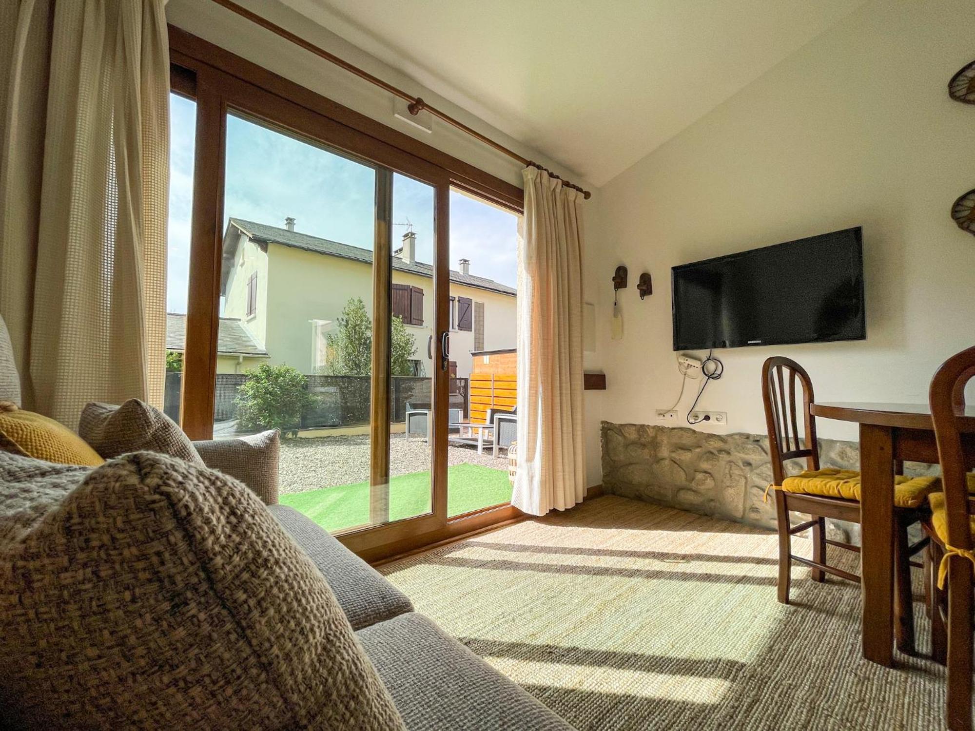 Bonita Casa. Gran Jardin. Con Wifi. Villa Bourg-Madame Eksteriør bilde